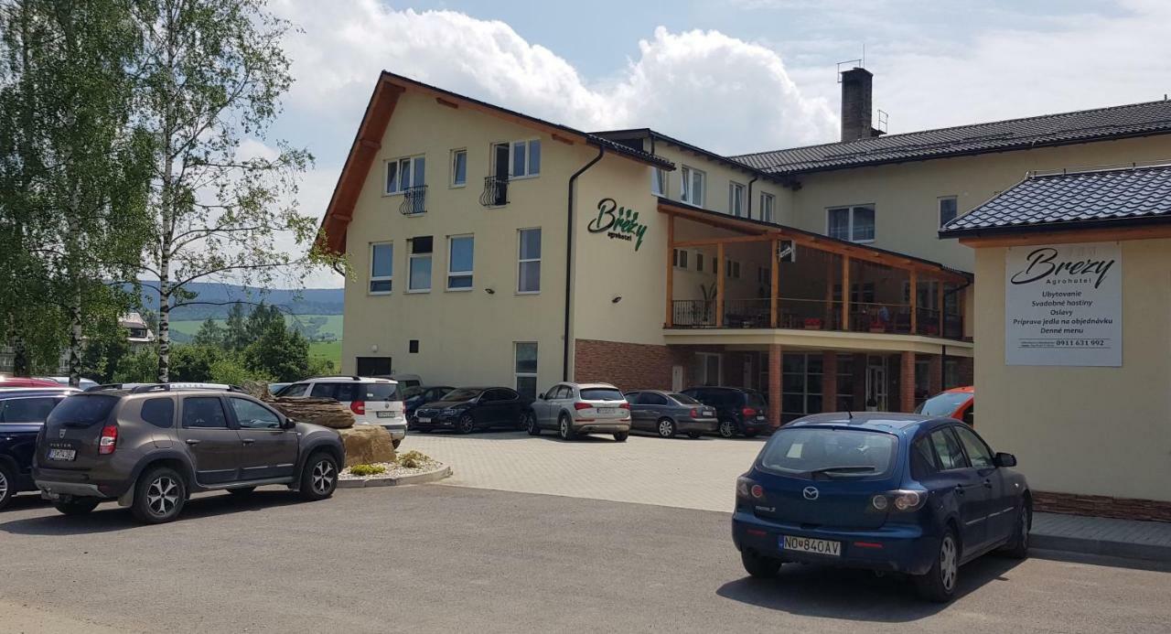 Agrohotel Tri Brezy Hrustin Eksteriør bilde